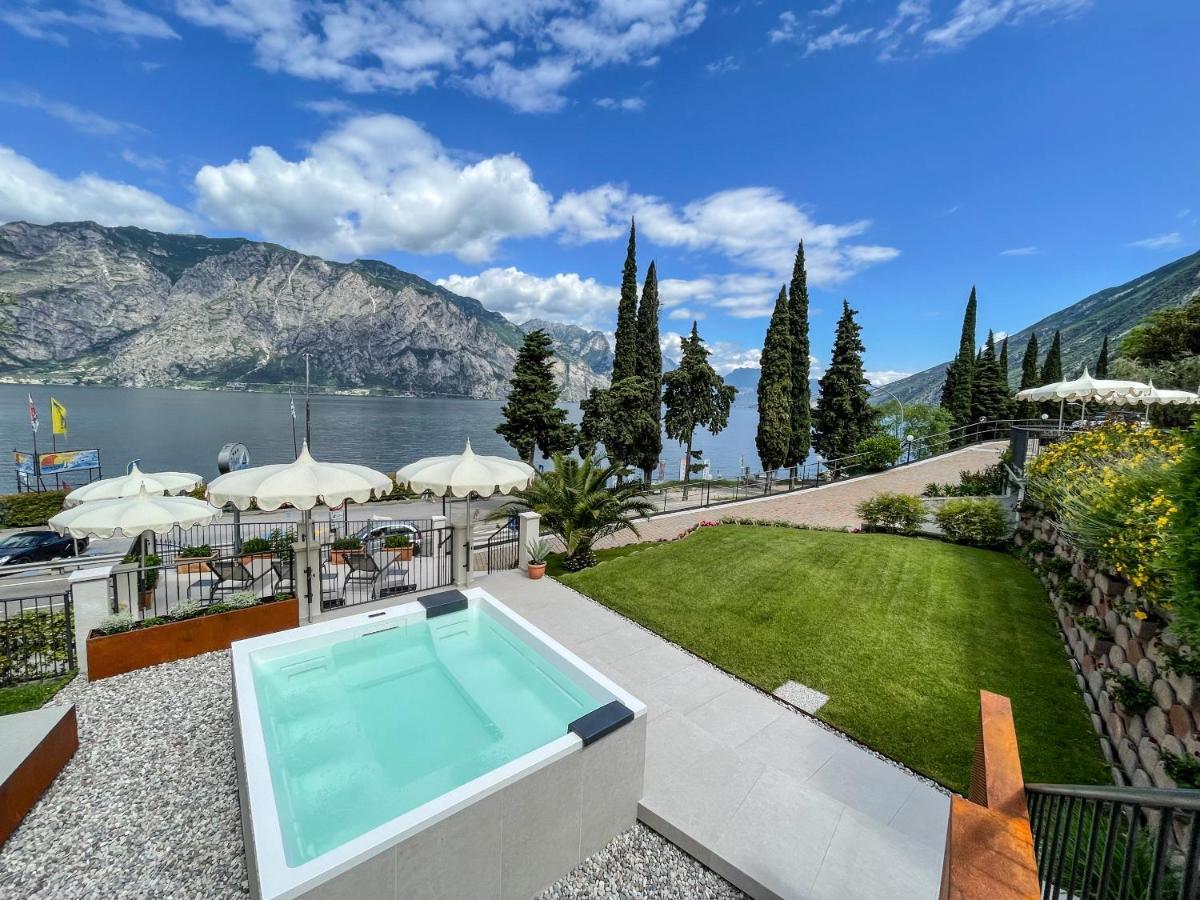 Hotel Oasi Beach Malcesine Extérieur photo