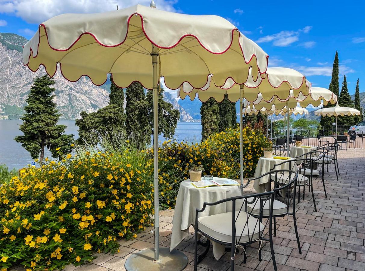 Hotel Oasi Beach Malcesine Extérieur photo