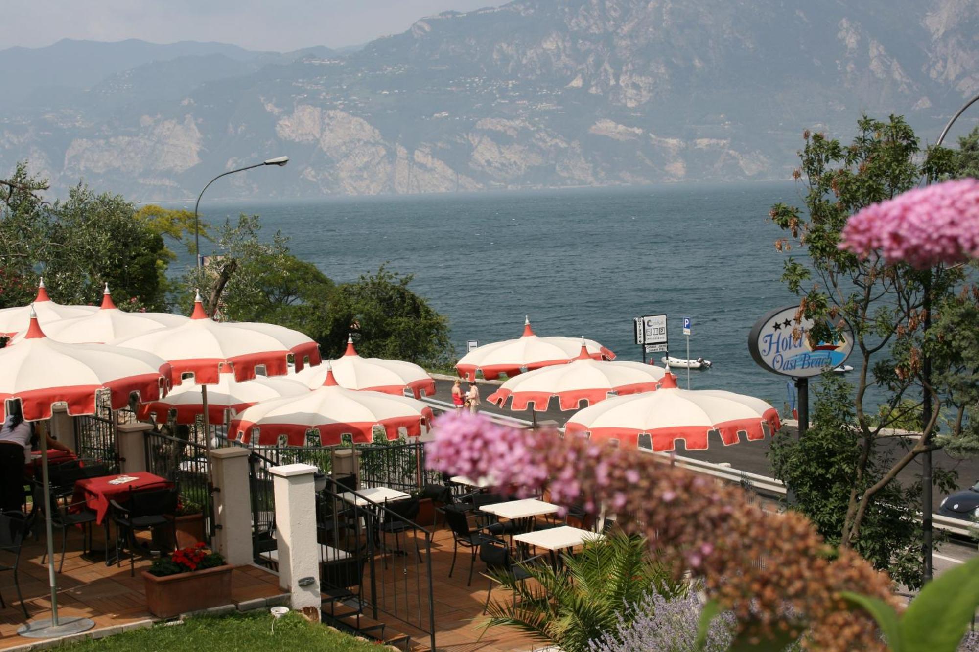 Hotel Oasi Beach Malcesine Extérieur photo