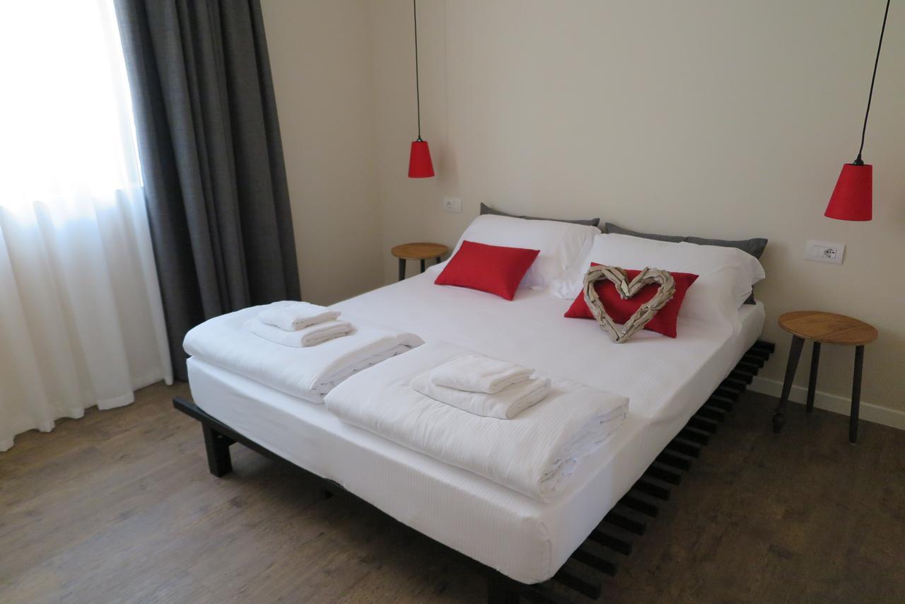 Hotel Oasi Beach Malcesine Extérieur photo